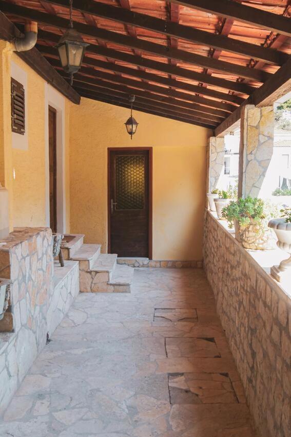 Fully Renovated One Bedroom Apartment With A Seaview - A Sevid Exterior foto